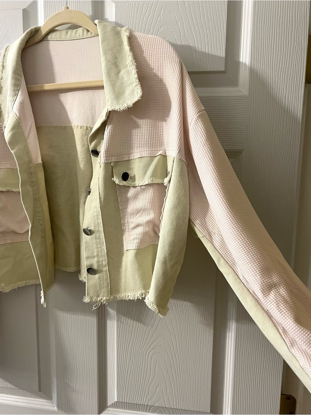 Two-Tone Patchwork Cropped Jacket - Picture 4 of 8